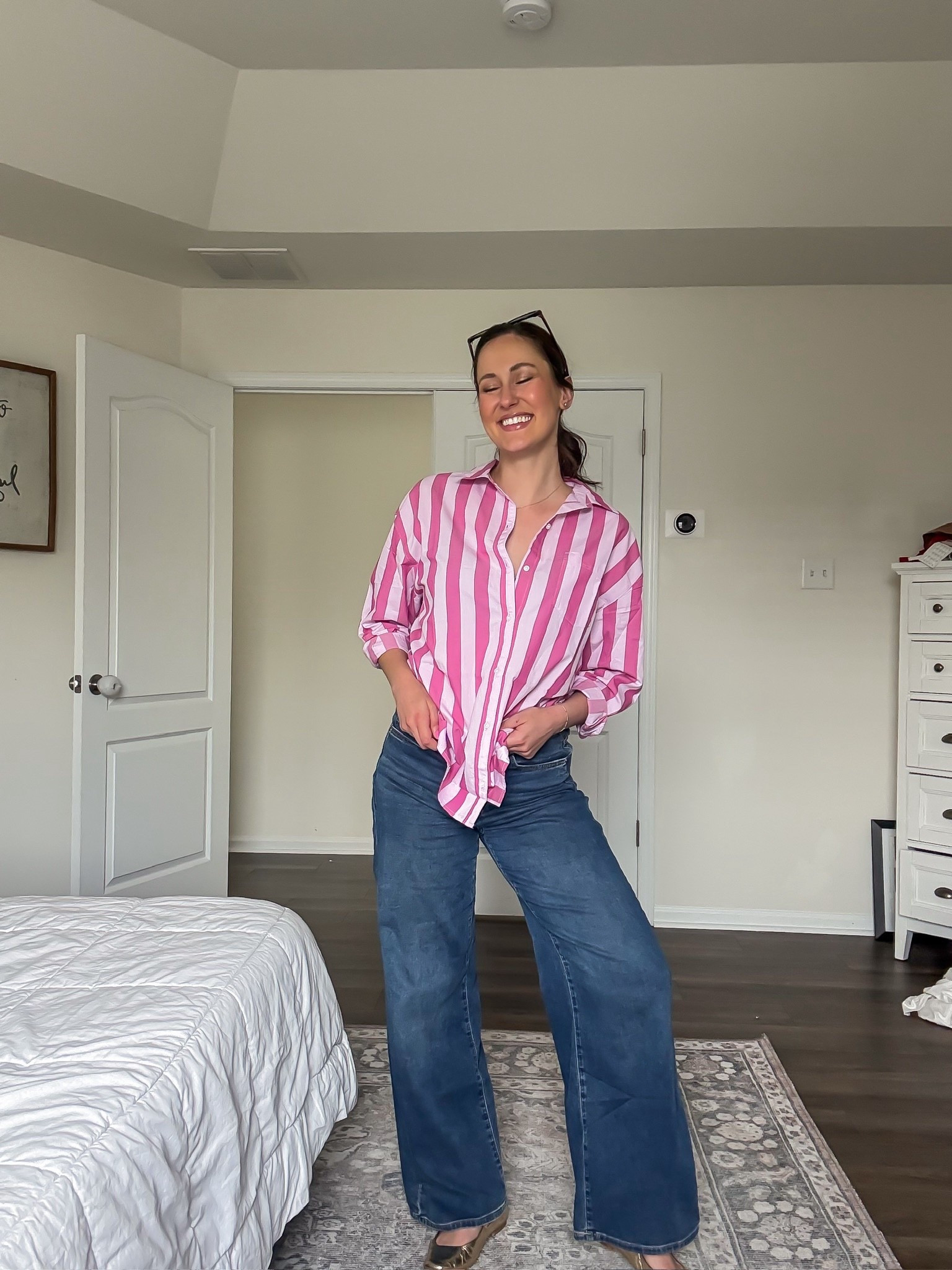 Cute + comfy postpartum outfit with nursing-friendly button down + sweatpant jeans 

#LTKSeasonal #LTKmomlife #LTKdayinmylife