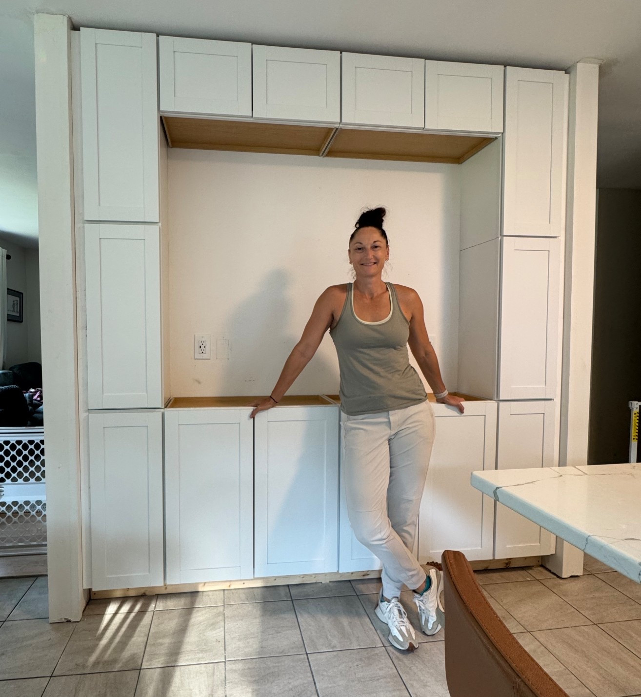 New kitchen build! And OOTD. 😁

#LTKShoeCrush #LTKOver40 #LTKHome