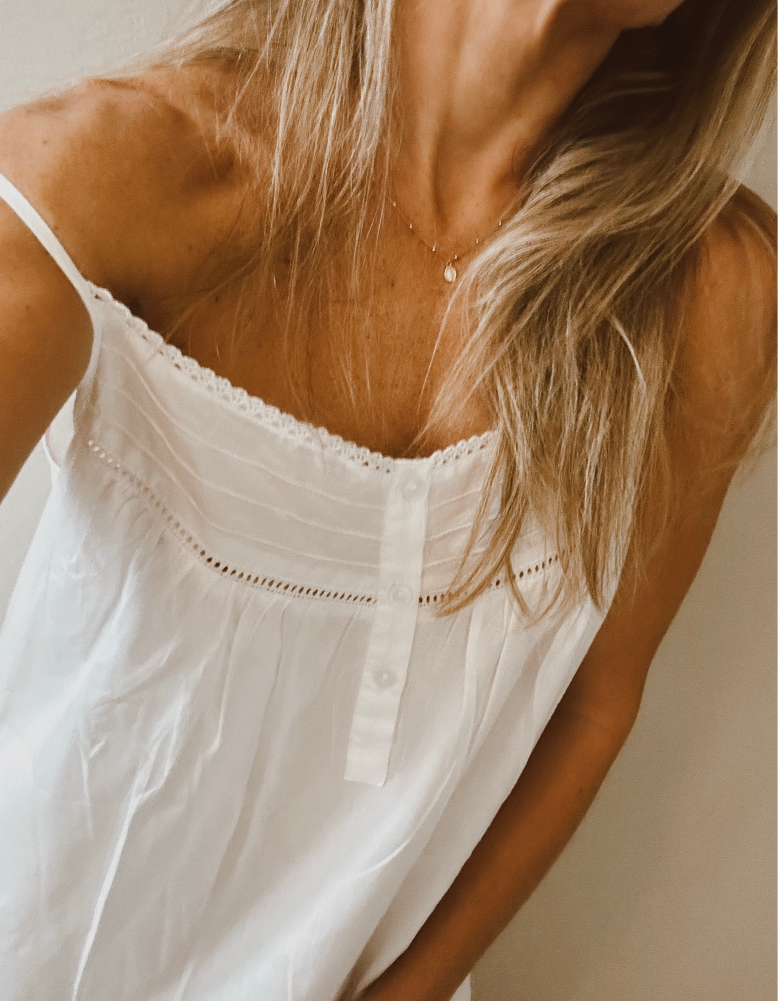 sucker for a romantic feminine touch 🪻 Linking my favorites for winter in my @Shop.LTK and while you're there you have to check out their beautiful embroidered home linens!
#ad #jacarandaliving #jacarandalivingpartner

#LTKHoliday #LTKGiftGuide #LTKbeauty