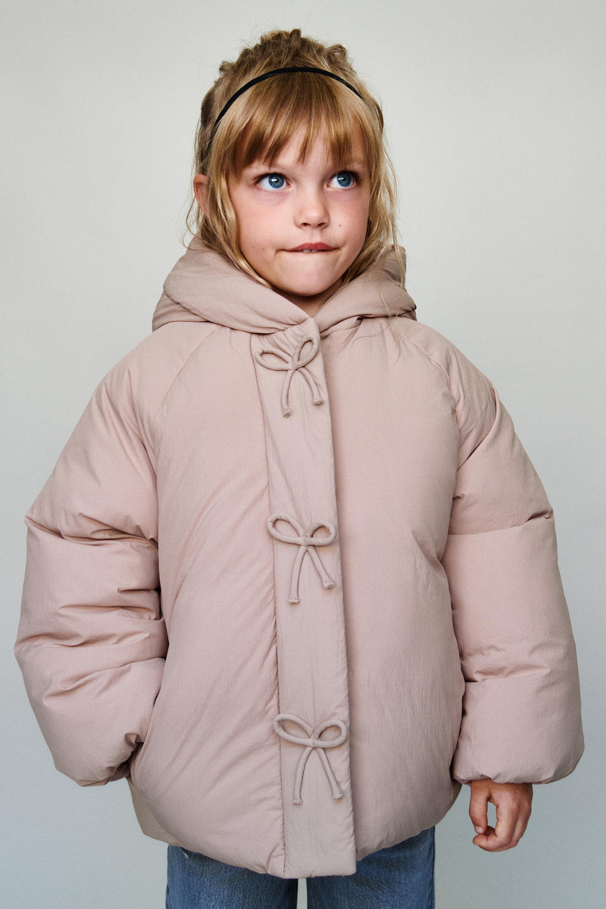 DescriptionColorContentsMeasurements | Zara US