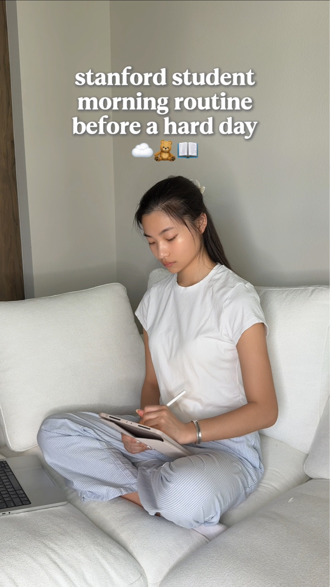 #ad stanford student morning routine before a hard day ☁️

@target @starbucks #StarbucksAtHome #CampusLife #targetpartner #target

#LTKU #LTKHome
