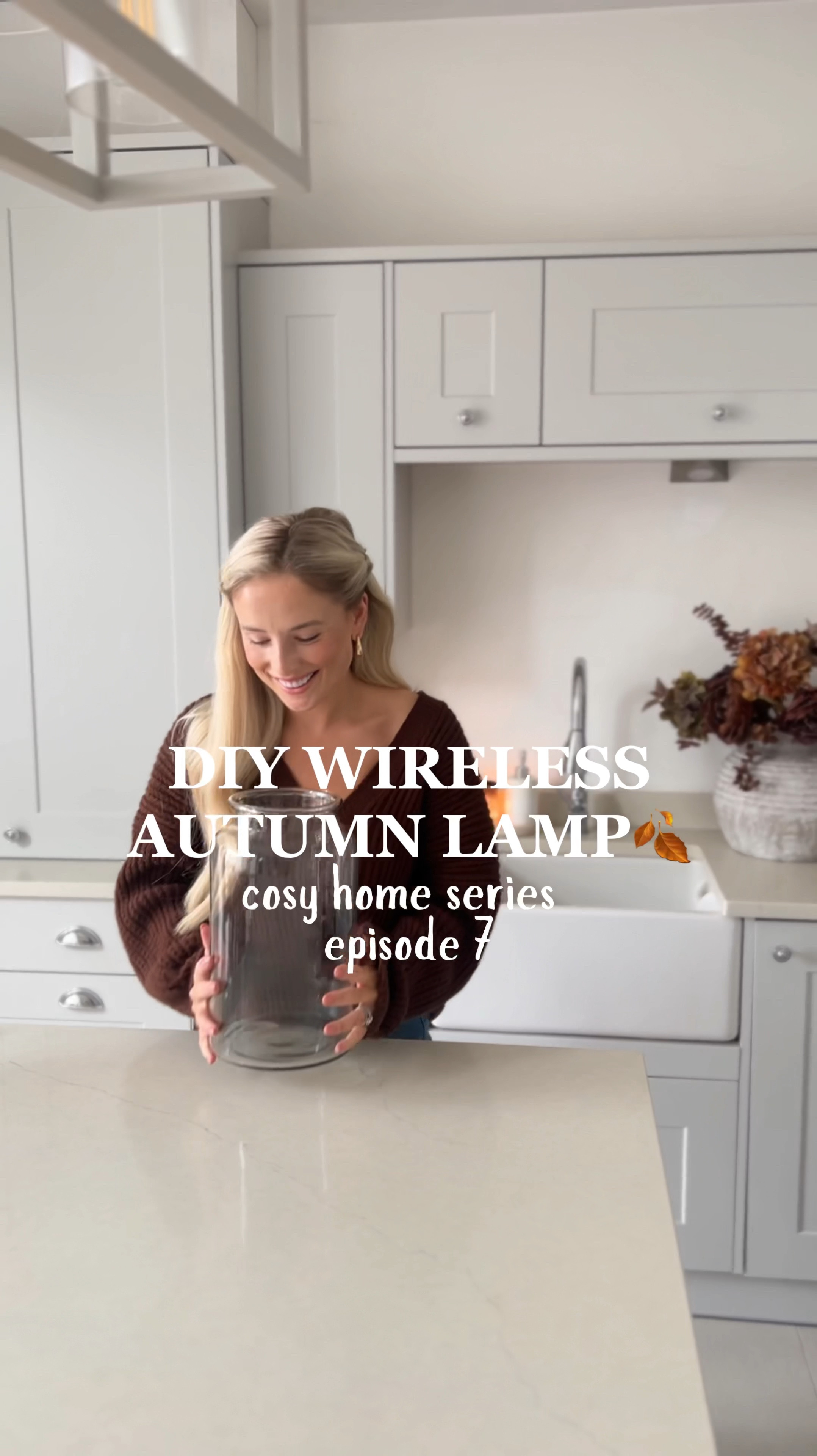 DIY autumn wireless lamp hack 🍂 cute autumn centre piece too!! 

#LTKhome #LTKautumn #LTKuk