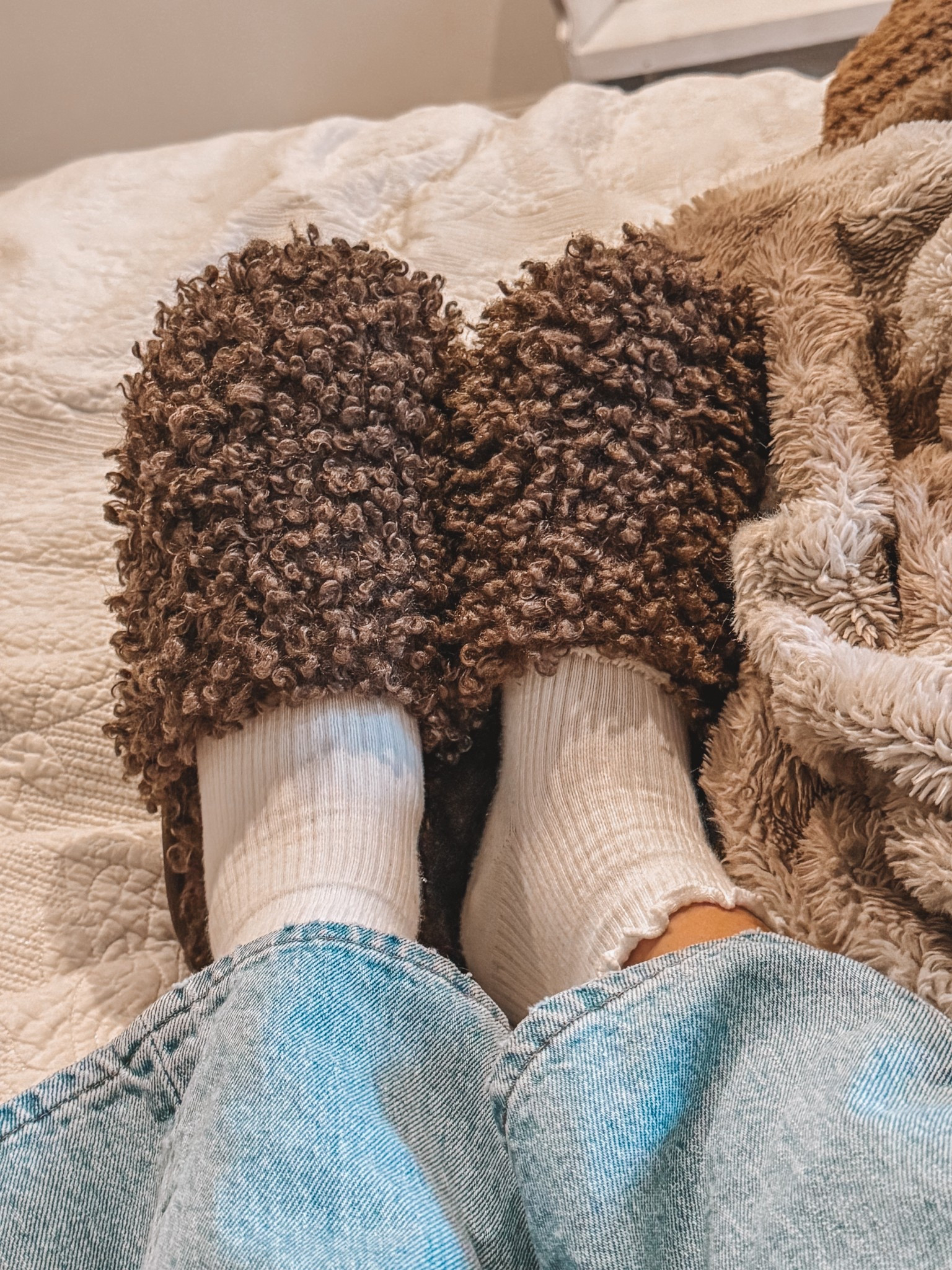 The most cozy slippers I’ve ever worn!!

#LTKmomlife #LTKselfcare #LTKSaleAlert