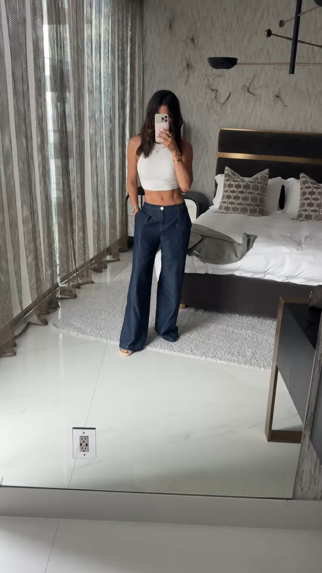 Obsessed with these zara pants
Wearing small they are VERY comfortable 

#LTKStyleTip