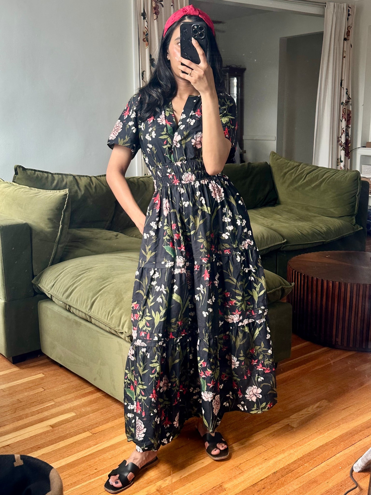 She’s sadly sold out, but the Somerset strikes again 😍 These dresses are truly the ultimate closet staples — perfect for when you want to look put together with zero effort. Brunch, errands, date night…she does it all ✨ linking similar styles because this silhouette is always a win! 

#LTKStyle #LTKFinds #AnthroStyle #SomersetDress #EffortlessStyle #ClosetStaple #OutfitInspo #StyleMadeSimple #WhatIWore #WardrobeGoals

#LTKTravel #LTKStyleTip #LTKSeasonal