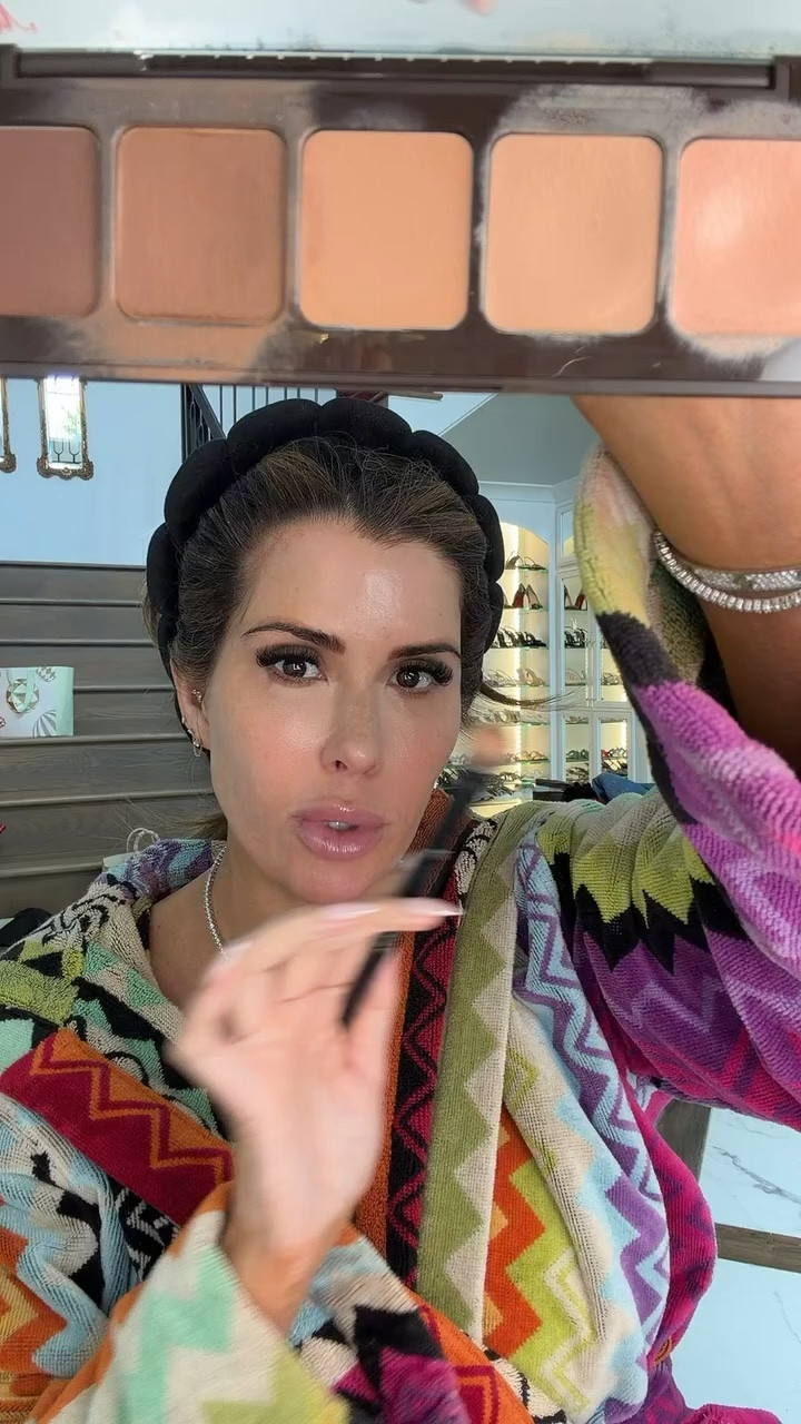 Underpainting has been my current makeup obsession! I prime my face first- below are shade names of the products used! 🫶🏻

Mary Phillips Underpainting Palette - Color Tan 
Armani Luminous Blurring Foundation - Color 6.8 Medium Tan

#LTKgrwm #LTKBeauty #LTKmorningroutine
