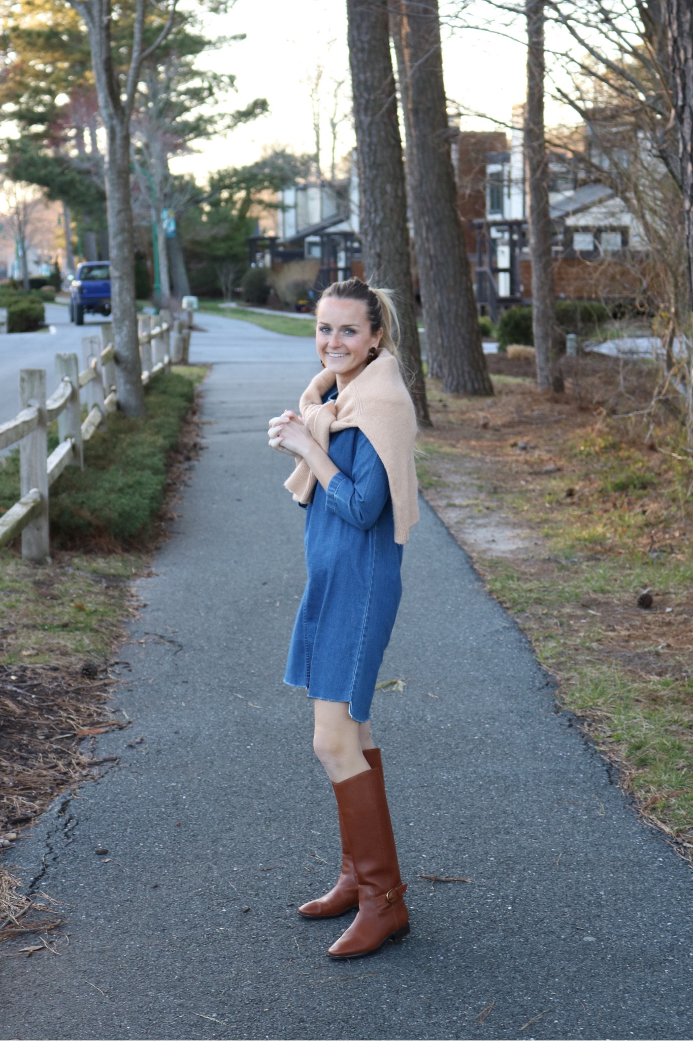 So much great denim included in the LTK Sale! Linking up some denim dresses I love!

#LTKSeasonal #LTKstyletip #LTKSale