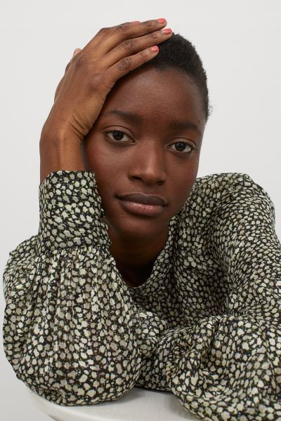 Wide blouse | H&M (UK, MY, IN, SG, PH, TW, HK)