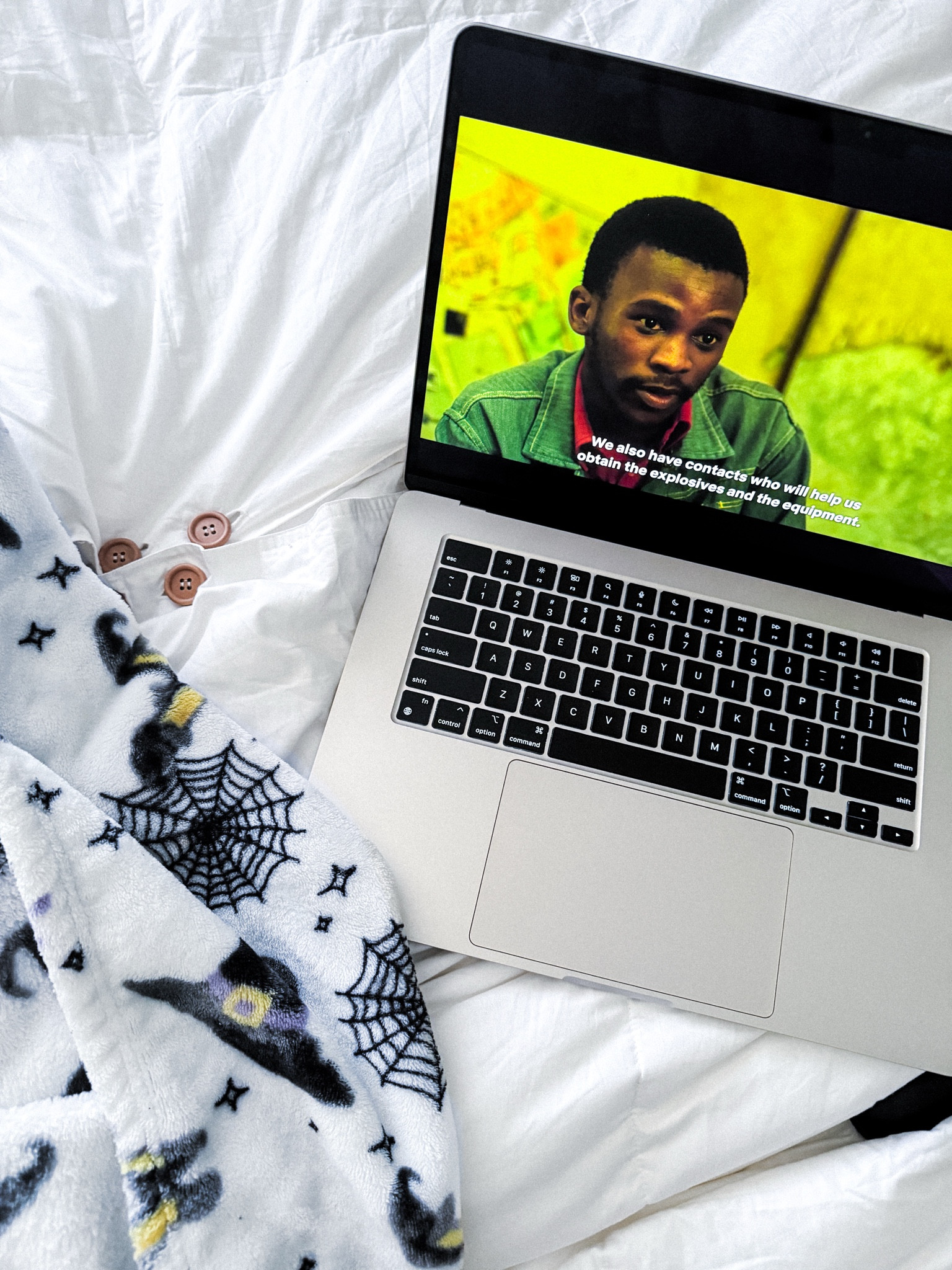 cozy days in bed watching netflix = selfcare 

#laptop #cozy #blanket #macbook #halloween #raedunn #fall 

#LTKSeasonal #LTKHome #LTKHalloween