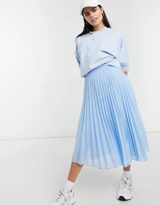 ASOS DESIGN Petite pleated midi skirt in blue | ASOS (Global)