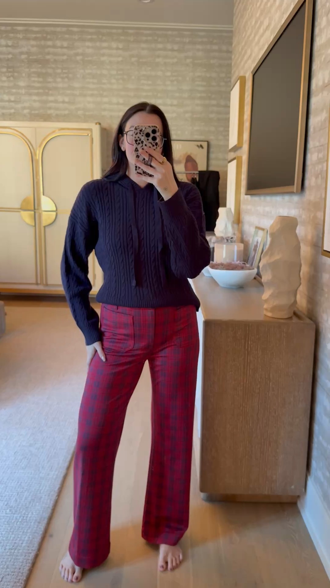 Obsessed with this look for a chill holiday party 🎄 These pants are so easy to dress up or down! 

#LTKSeasonal #LTKHoliday #LTKootd