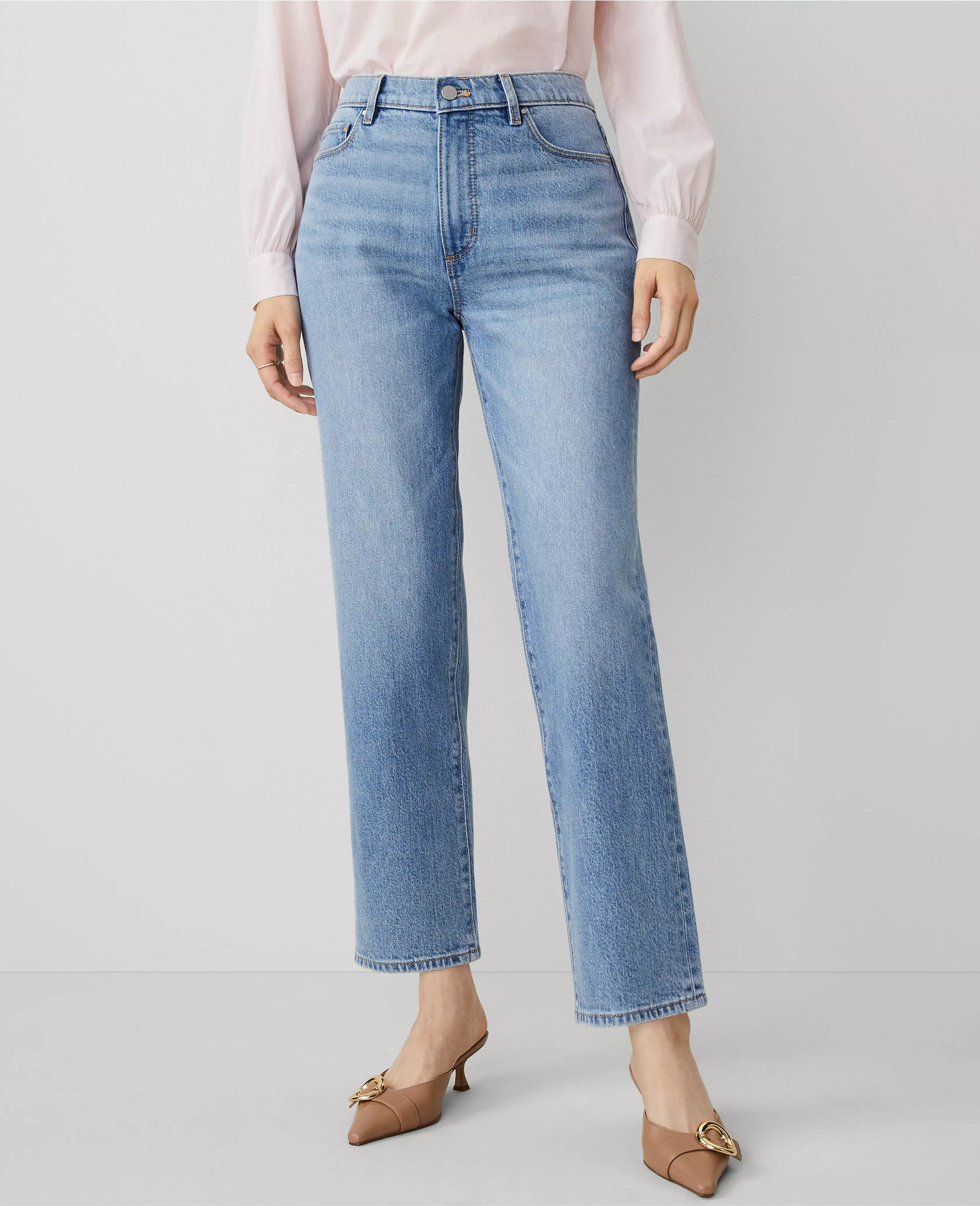 The Petite Straight Jean — Curvy Fit | Ann Taylor