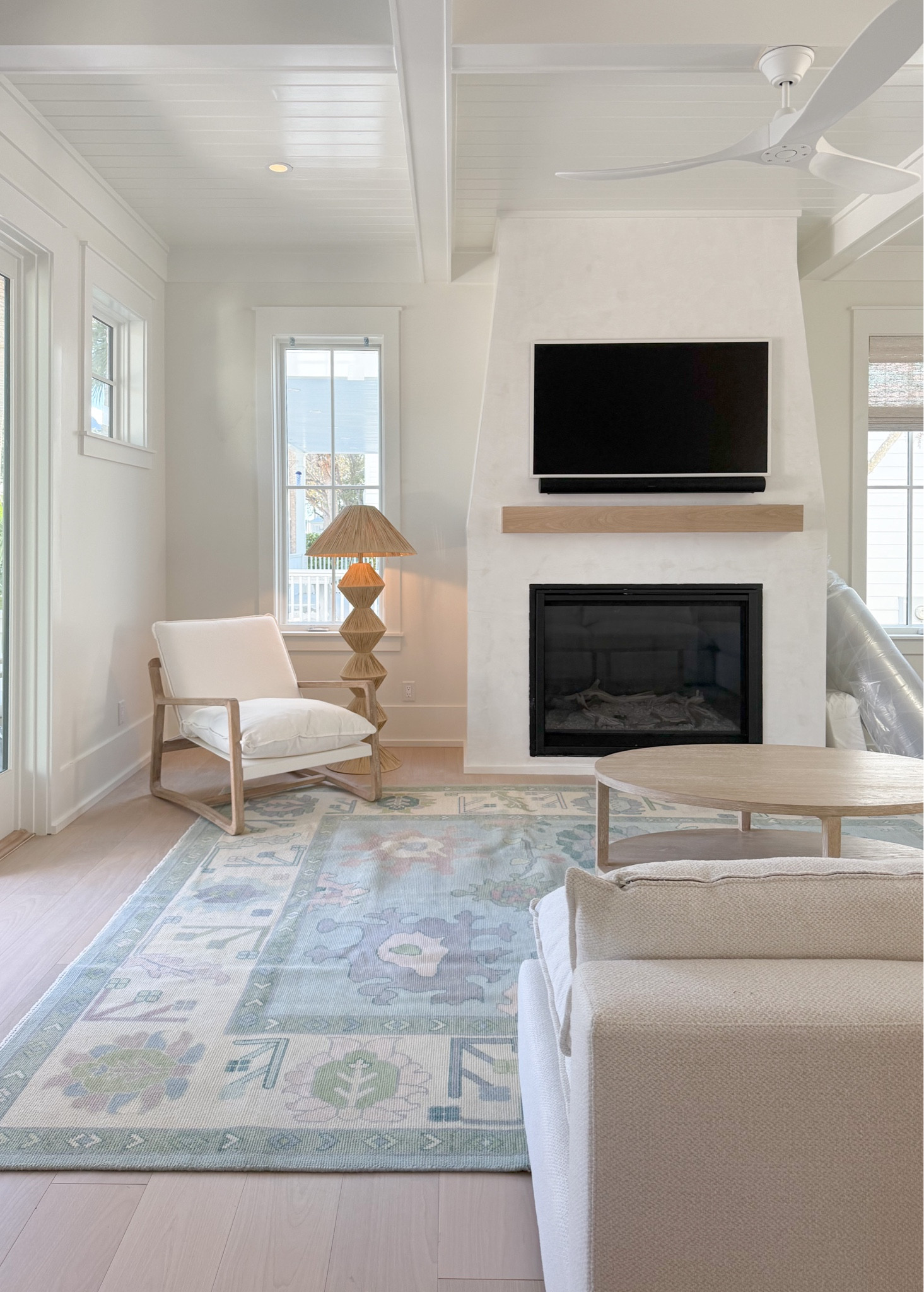 Shop holiday house! 

#LTKHome