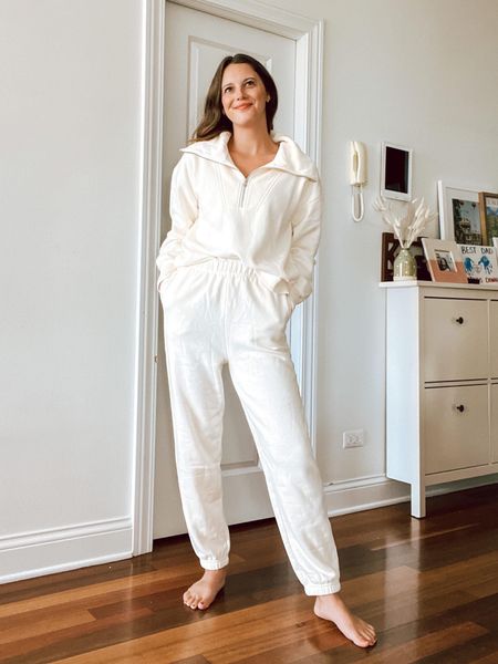 Cozy Amazon lounge set. Perfect for drop offs, work from home, athleisure, travel, etc! 

Travel outfit, loungewear, athleisure, fall outfit 

#LTKSeasonal #LTKfindsunder100 #LTKtravel
