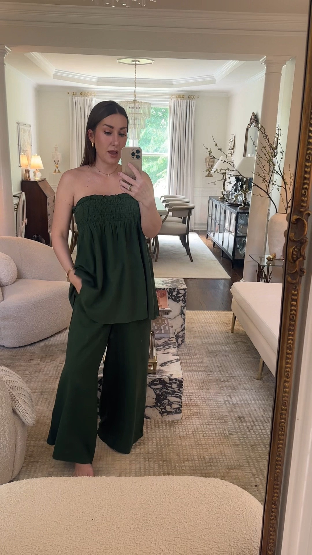 A comfy, yet put-together set and my fav everyday jewelry
Set medium 
Jewelry SAVE with code “Tiffanyd”