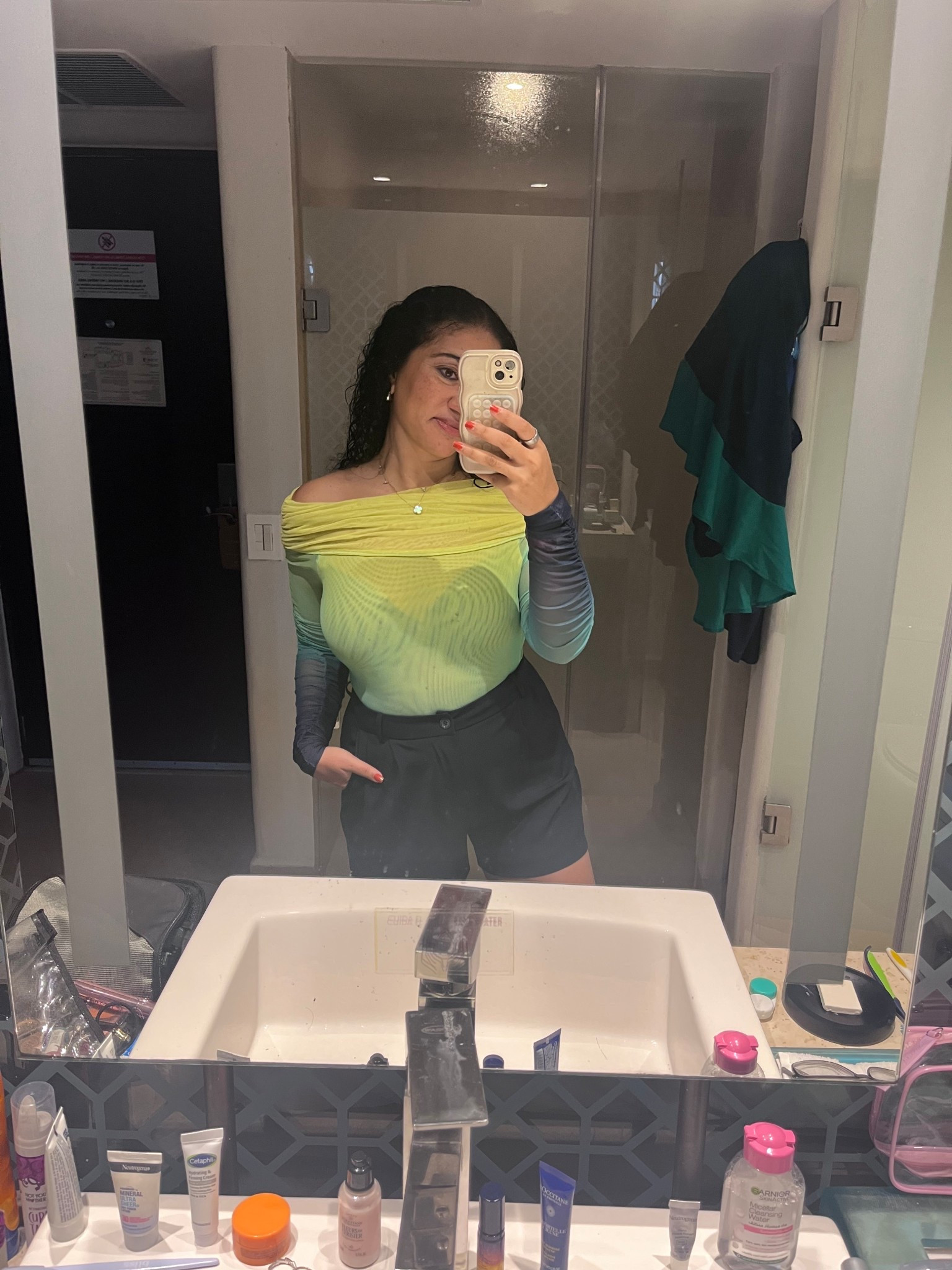 Mexico outfits
Off the shoulder top
Karen millen


#LTKgrwm #LTKootd #LTKdayinmylife