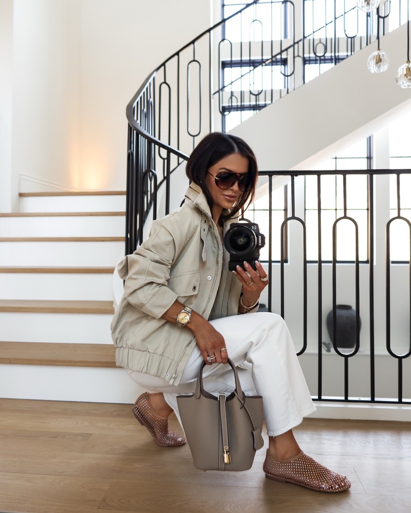 No gatekeeping - 15 cheap AF finds mostly from Amazon that are worth it!
Designer inspired sunglasses
Levi’s white jeans
Mesh flats
Amazon basic bodysuit under $15
Zara spring jacket
Spring outfit ideas / business casuall




#LTKmomlife #LTKOver40 #LTKspringtrends