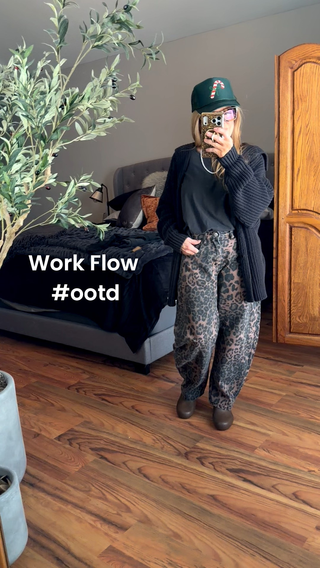 Hairdresser work flow . Stand all day ? These are best shoes ever ! 

#LTKootd #LTKWorkwear