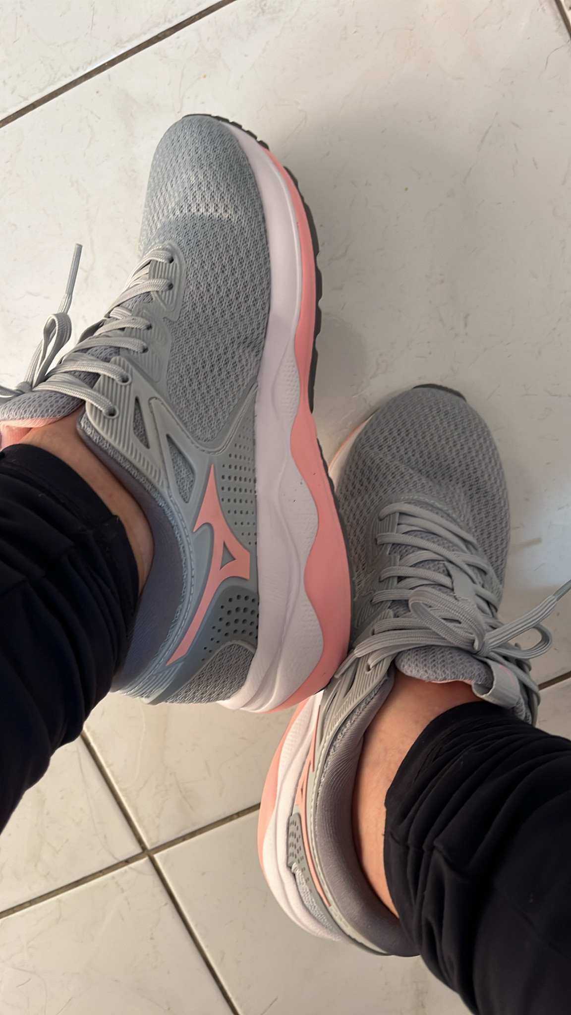 Tênis bonito e confortável 


#LTKfitness #LTKbrasil