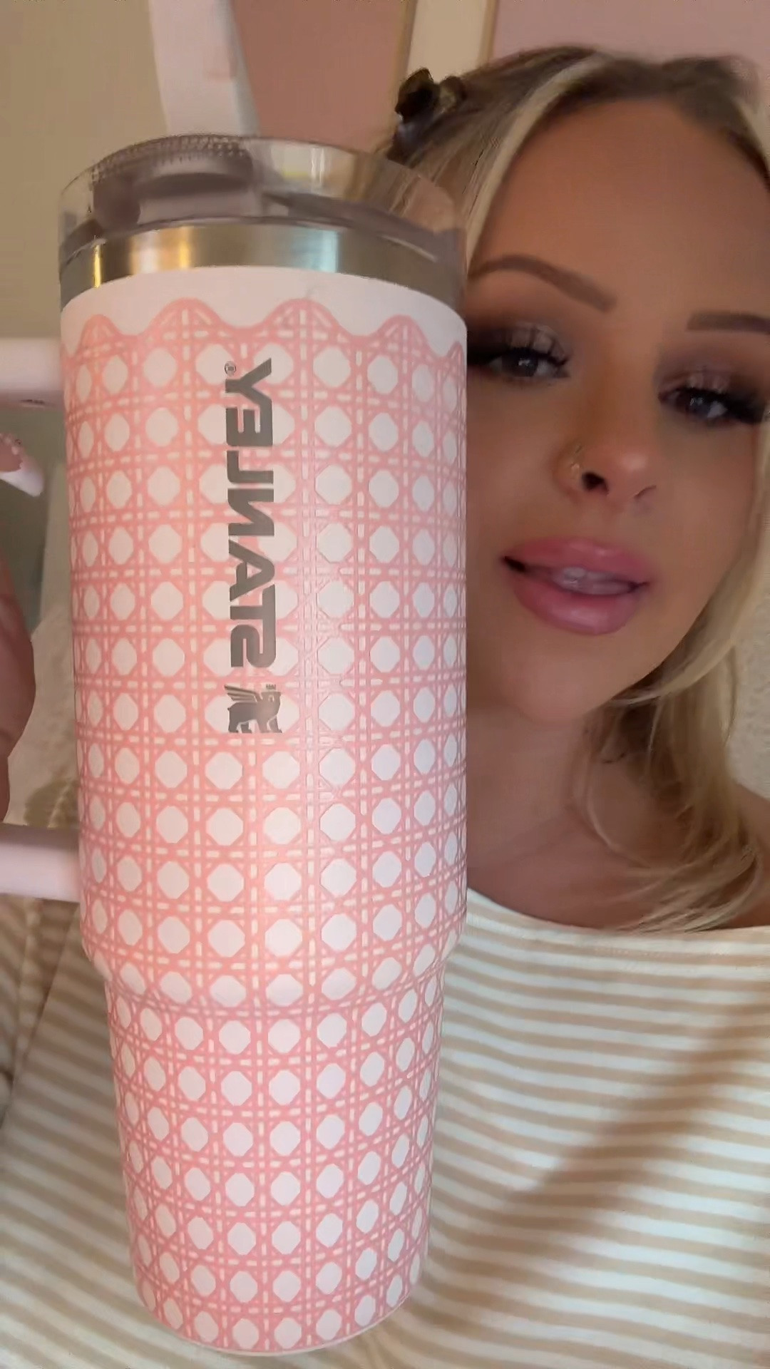 My favorite pink cup!! Only a few left so she’s on sale 💕✨😍 linked below for you!!