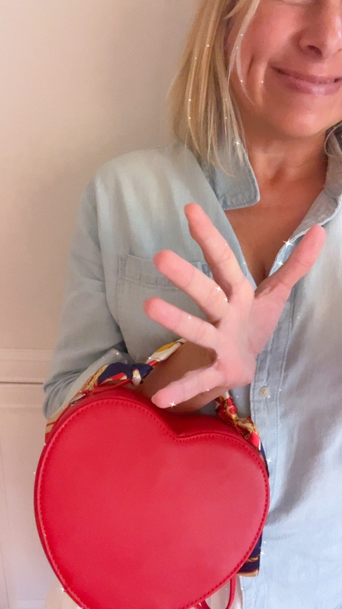 It’s Feb! ❤️
… get all your red and hearts out! 
This purse is years old, but you could re-create yourself see the links here !



#LTKSeasonal #LTKValentine