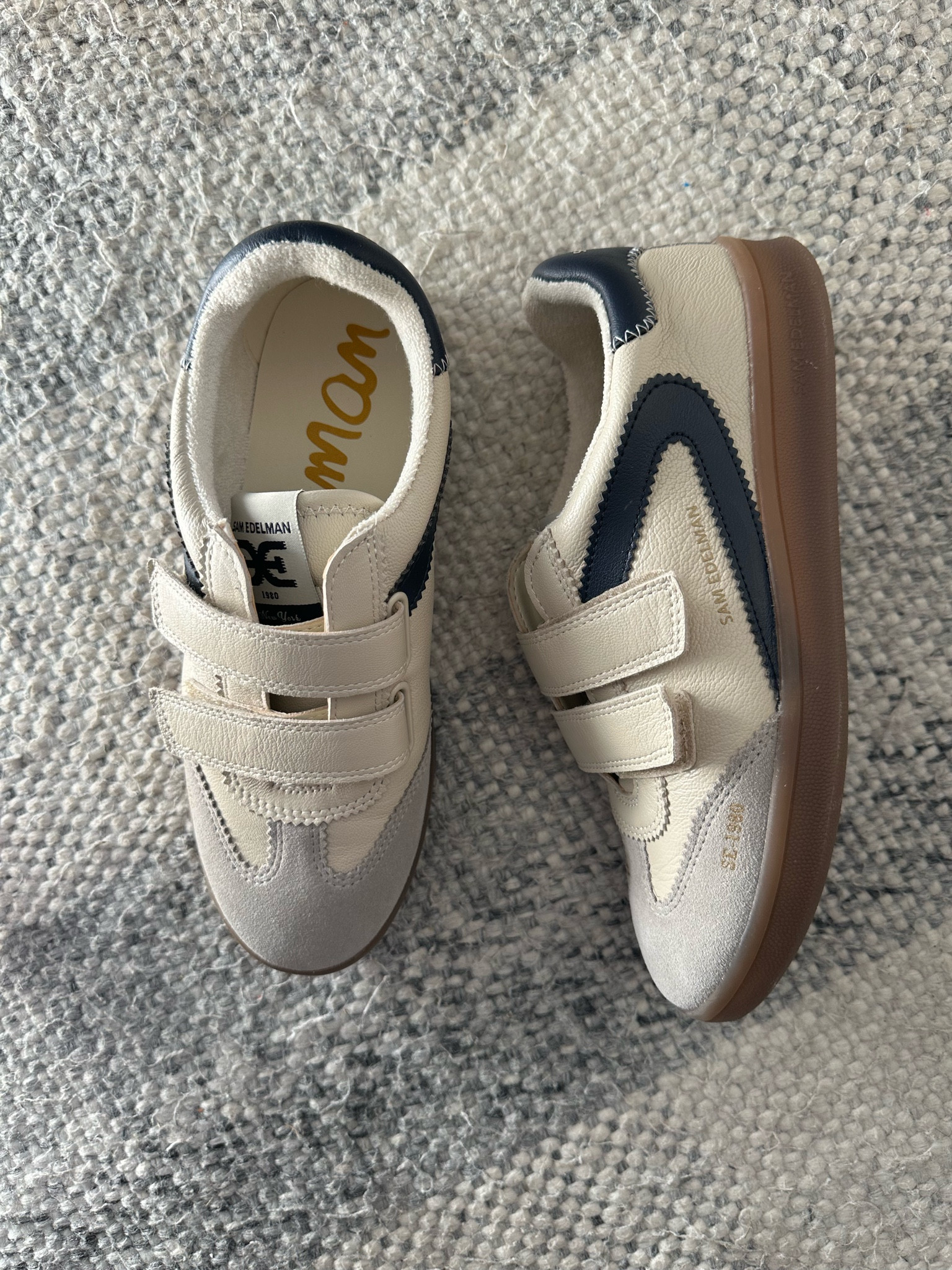 New and cute and under $100

#LTKShoeCrush #LTKSeasonal #LTKStyleTip