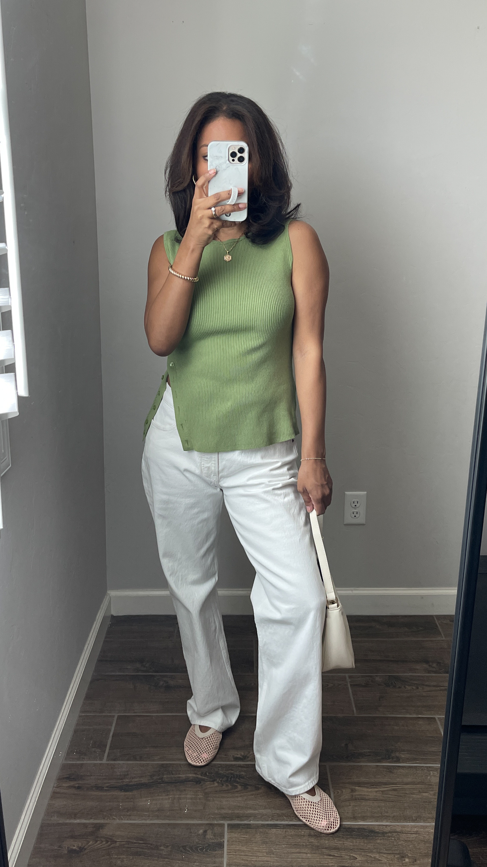 Abercrombie is 25% off and stackable with other sale items on this app! I wear a size 27 regular in all denim. My denim shorts are a 27 regular in curve love. My tops are all a size small! 

 

#LTKSpringSale #LTKSaleAlert #LTKFindsUnder50