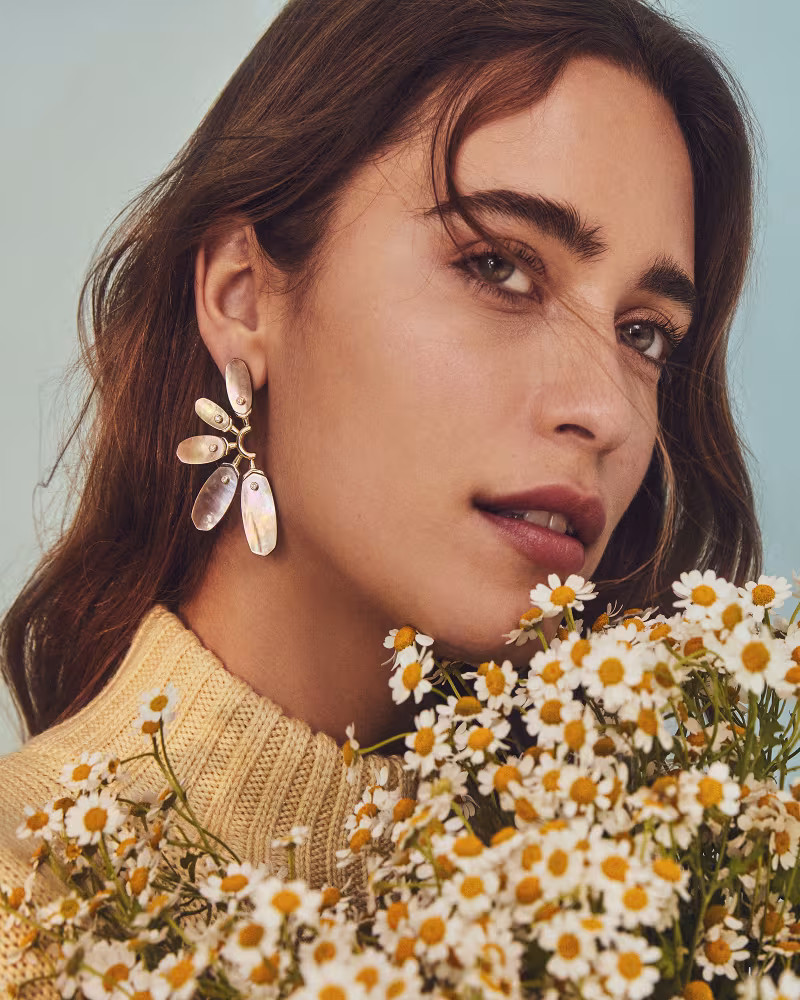 Ashlyn Gold Statement Earrings in Brown Mother-of-Pearl | Kendra Scott