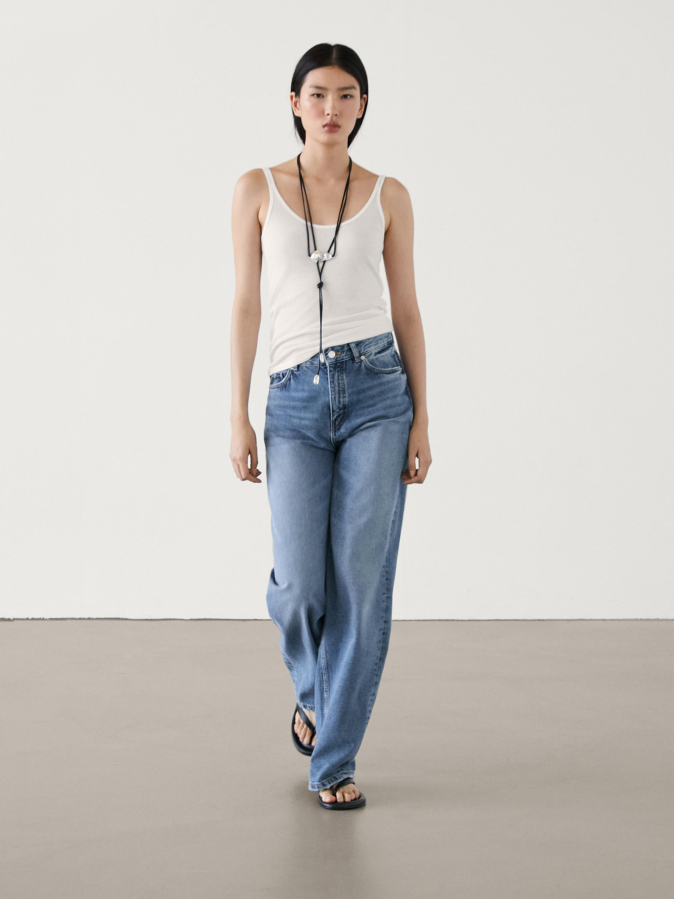 Relaxed fit wide-leg mid-rise jeans | Massimo Dutti US