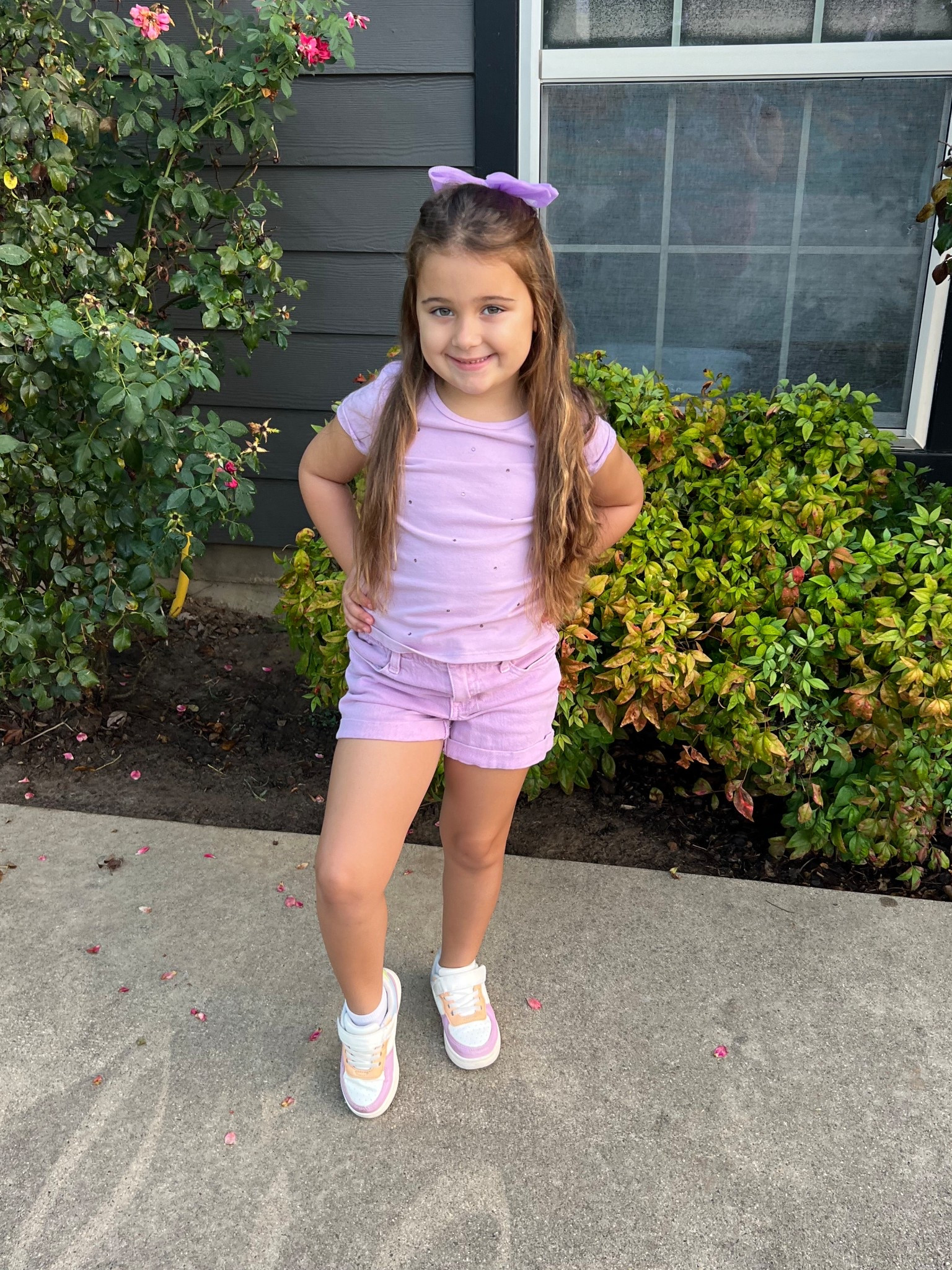 It’s house day at HB which means purple head to toe for my girl! 💜 

Shirt, shorts + shoes: Target



#LTKKids #LTKShoeCrush #LTKStyleTip