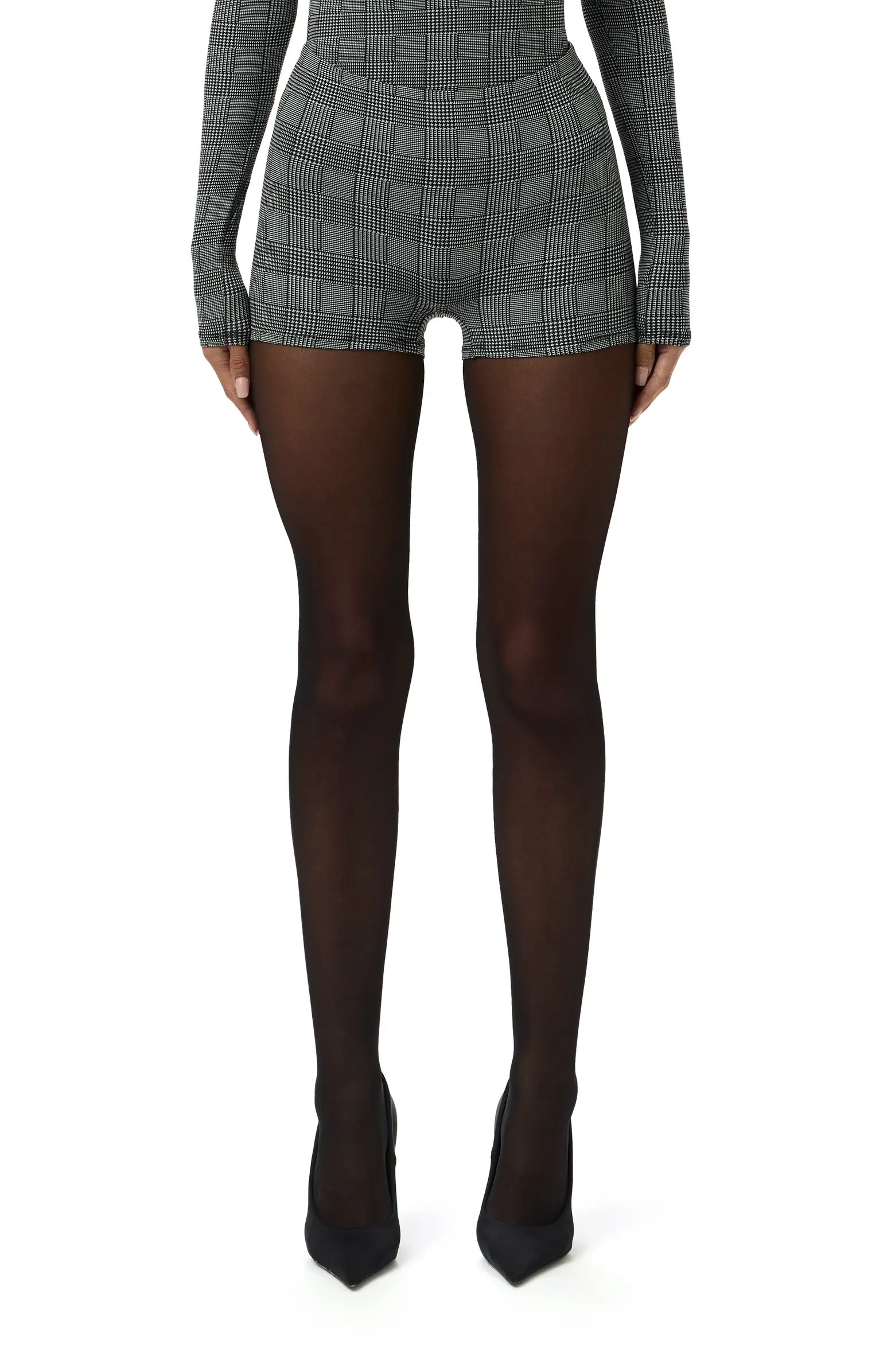 Naked Wardrobe Naked Houndstooth Check Hot Shorts | Nordstrom | Nordstrom