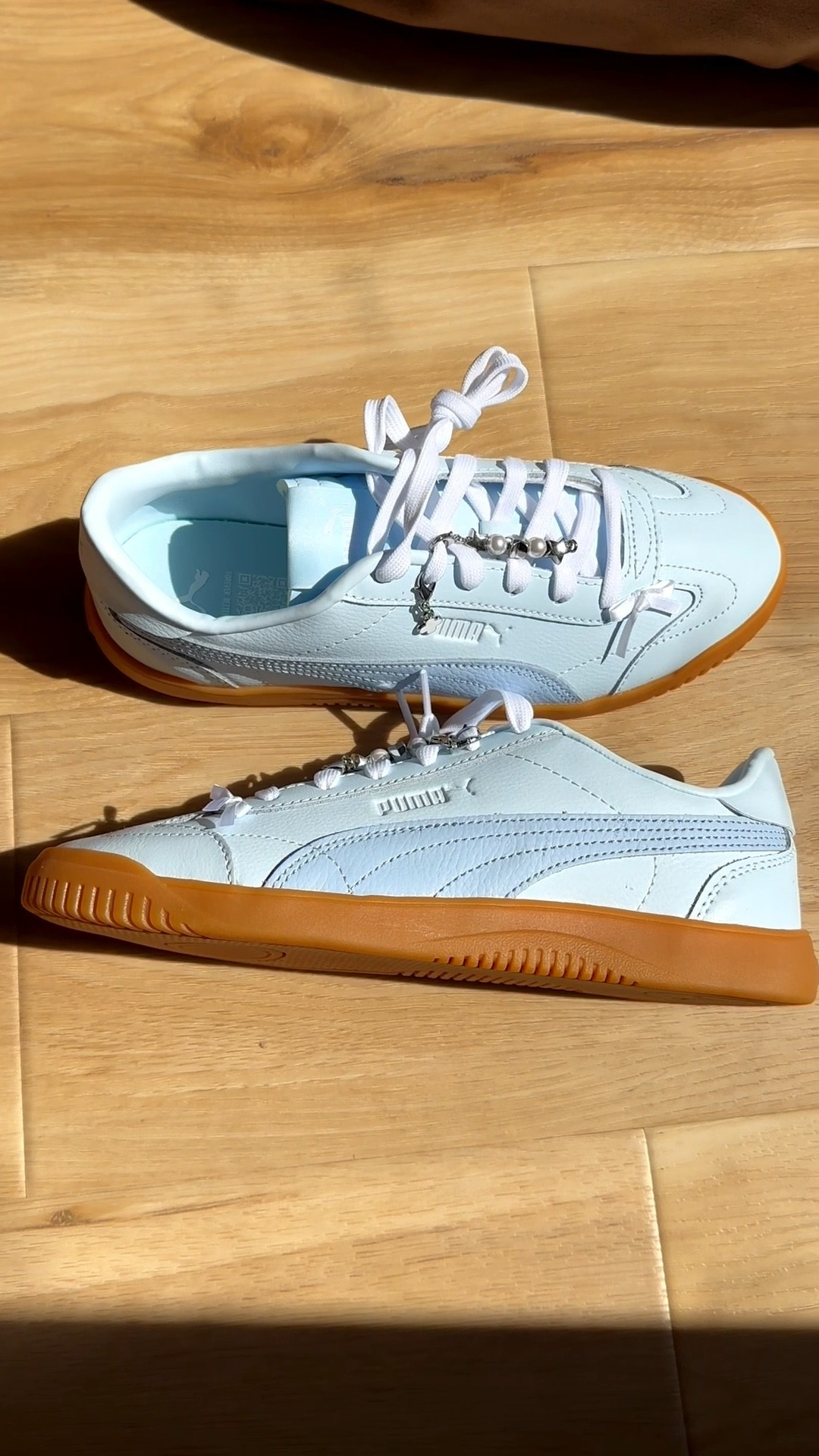 Puma’s Club 5v5 Novelty! I ordered my true size, but you could also size up a 1/2 size if you’re sometimes in between. Currently 50% off!! 


Sneaker inspo, chic sneakers, it girl sneakers, blue trainers 

#LTKSaleAlert #LTKFindsUnder50 #LTKStyleTip