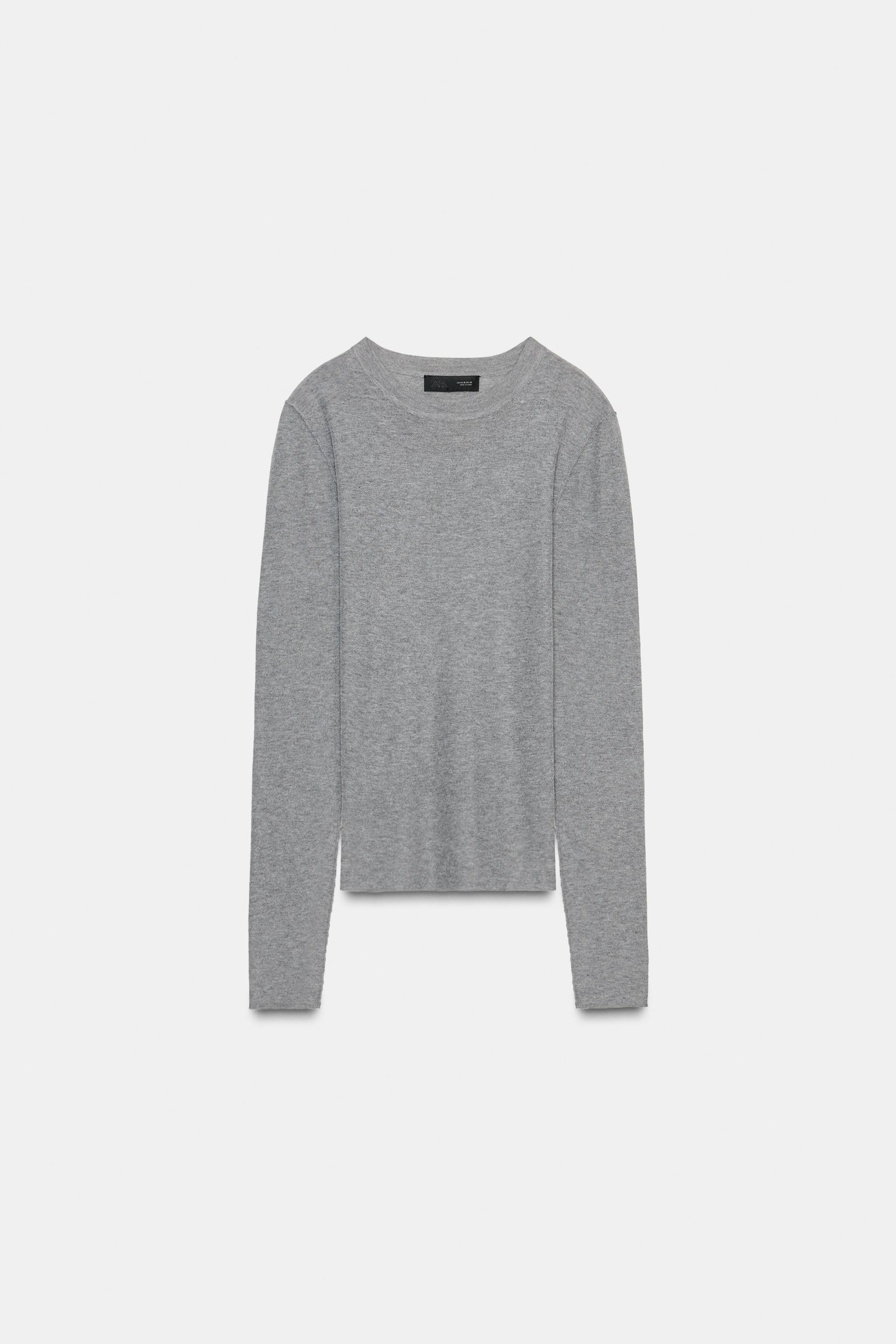 EXTRA FINE KNIT TOP22.99 GBP Black Grey ButterGrey | 2142/171/802Put it in your basketAddFine kni... | Zara UK