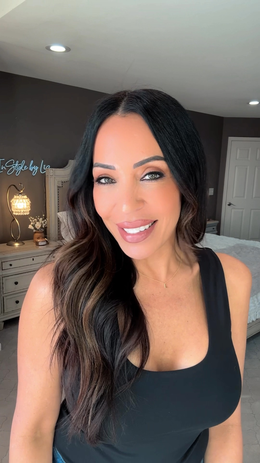 Loving these mixed metal earrings to wear with all of my holiday looks! I also linked a 
few of my favorite pieces from @analuisa 
I love their jewelry! It doesn’t tarnish, has a 2-year warranty and the styles are amazing🤩🙌🏻❤️
Take advantage of their sale and save up to 25% off site-wide! If you spend $175 or more, you get a FREE pair of diamond stud earrings! 😱 @analuisa
#analuisa #analuisaambassador #BestDeal 

#LTKFindsUnder100 #LTKOver40 #LTKFindsUnder50