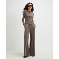 River Island Womens Brown Long Sleeve Soft Touch Top | River Island UK & IE