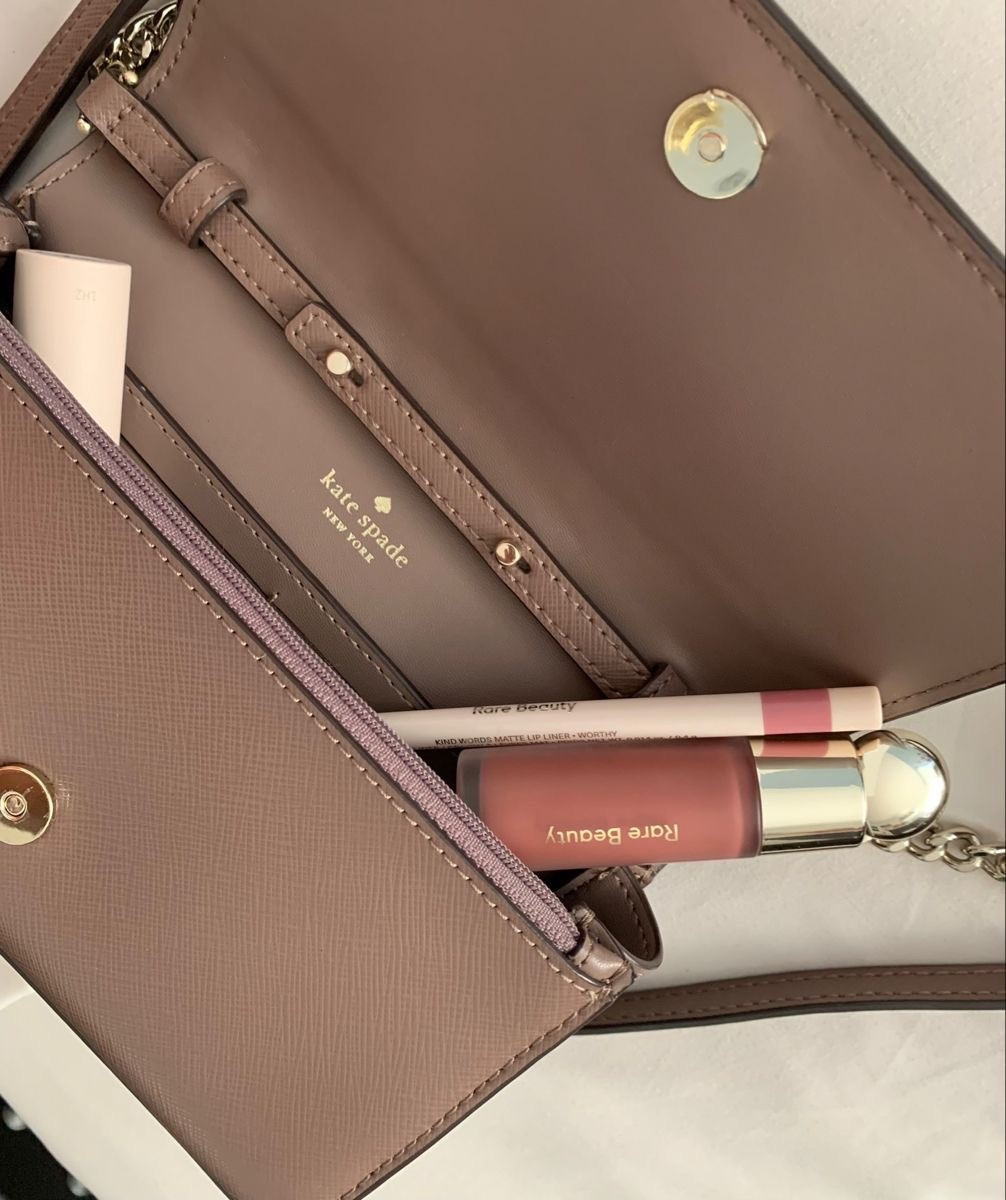 Classic and trendy shoulder bags from Kate Spade💖 #bags #onbudget

#LTKcanada #LTKsale #LTKstyletip