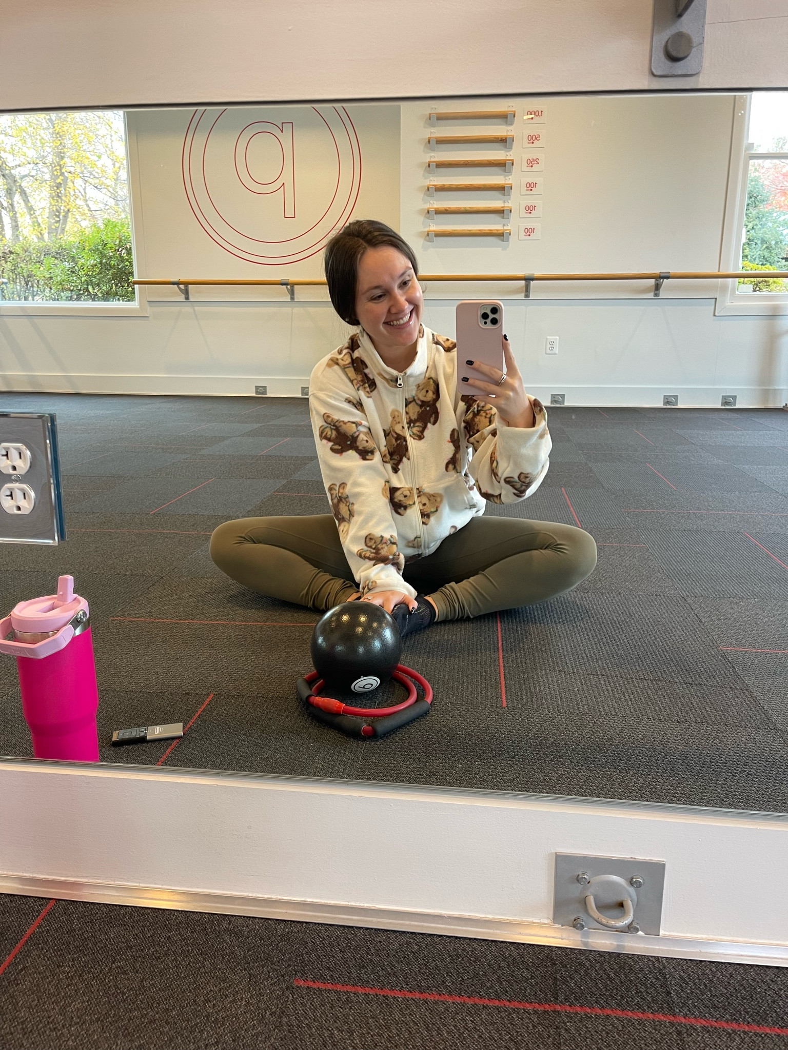 The best teddy zip up for all things fall and winter 

#LTKfindsunder50 #LTKfitness #LTKstyletip