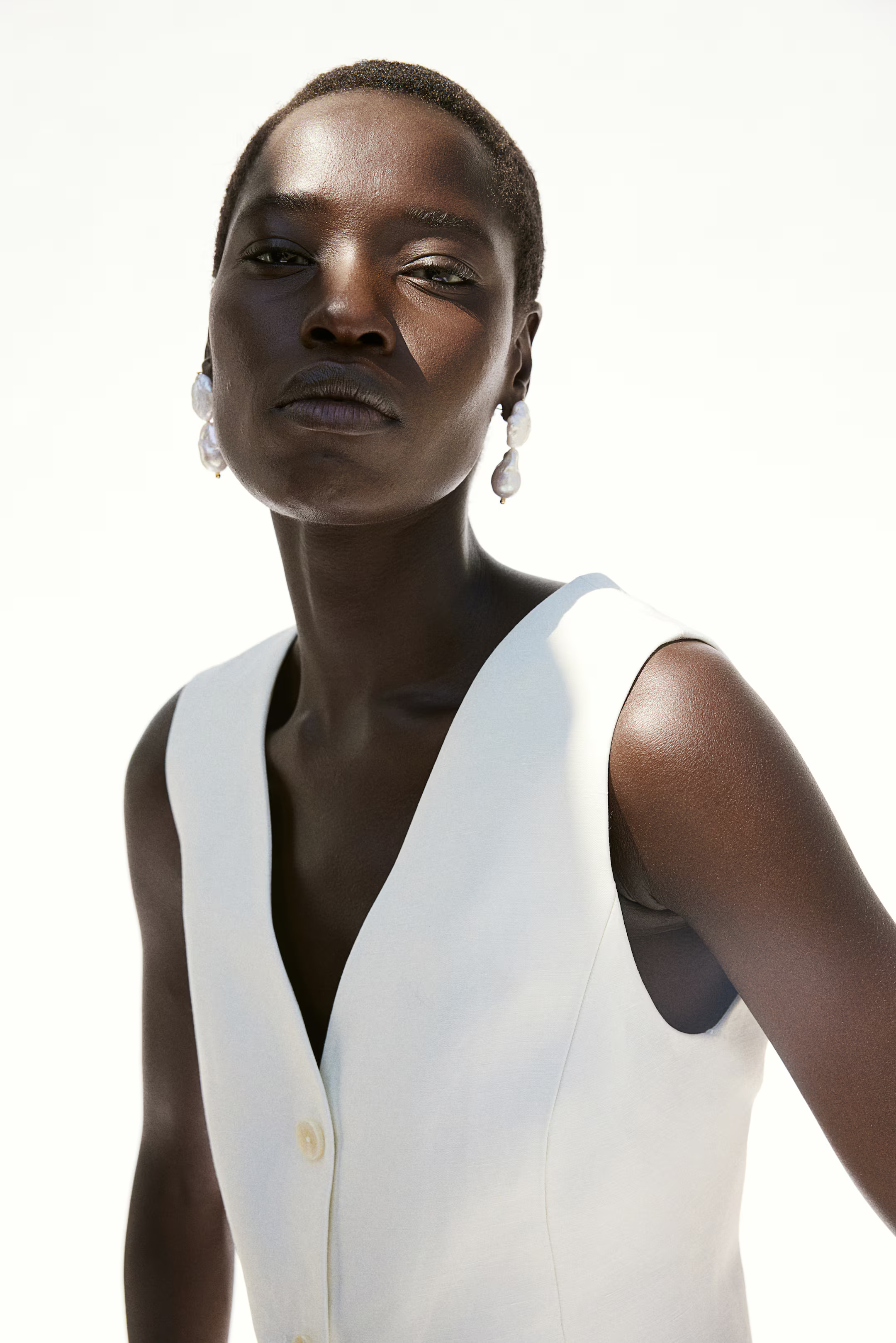 Gold-plated Pearl Pendant Earrings | H&M (US + CA)