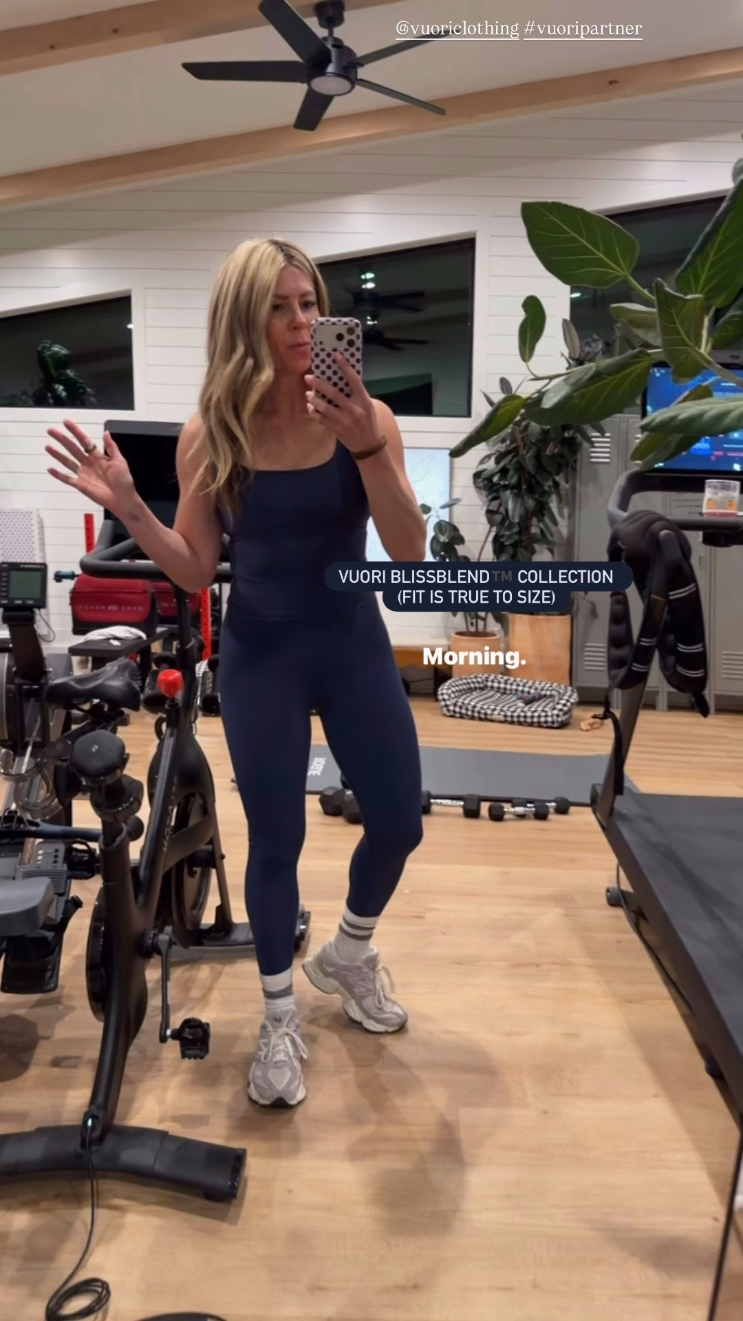 Vuori Activewear Favorites - wearing Vuori All TheForm™️ Support Tank & the Vuori All TheFeels™️ Leggings. Perfect for all active movements! Buttery soft and all true to size. 
@vuoriclothing #vuoripartner