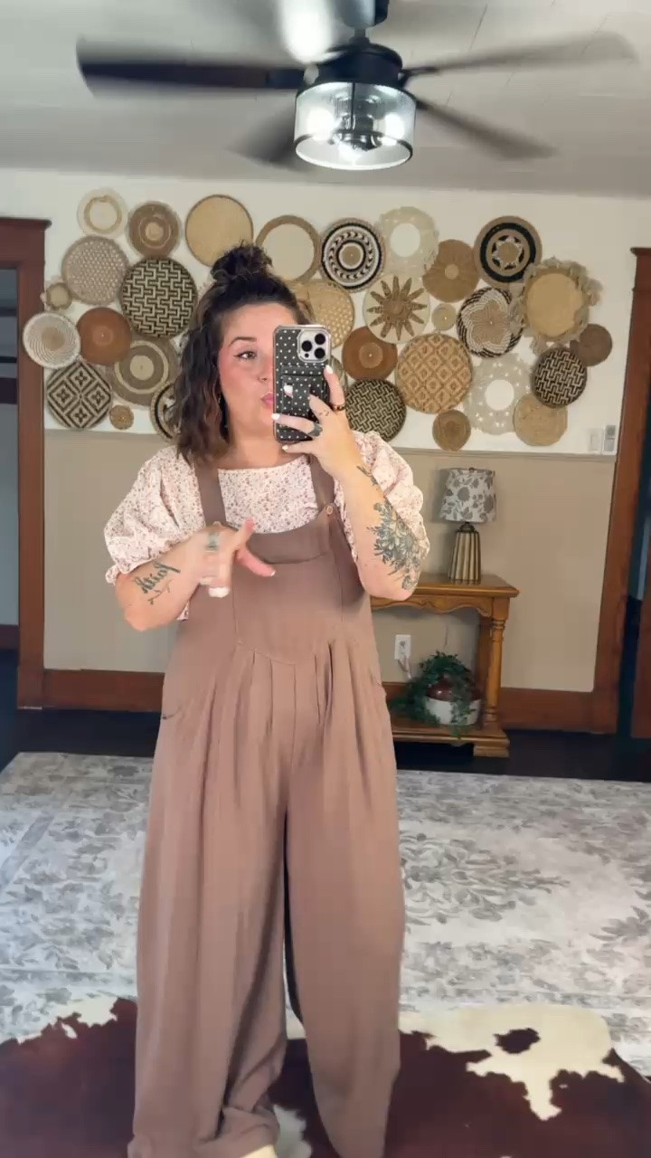 Such a flattering pair of overalls! 😍

#LTKMidsize #LTKBeauty