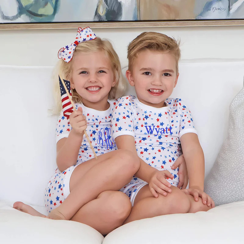 Star Print Short Pajamas | Classic Whimsy