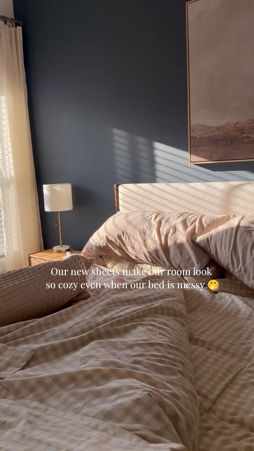 I was skeptical about this brand but these sheet totally lived up to the hype!! They’re SO SOFT 🤭 #bed #bedsheets #bedding
