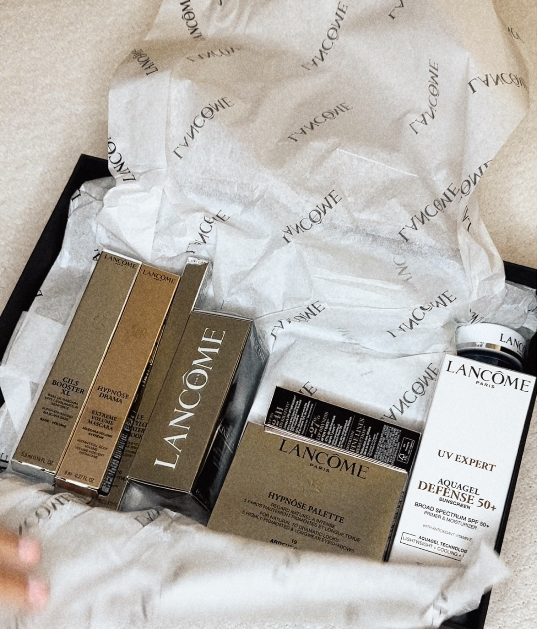 THE BEST SKINCARE AND MAKEUP!!
💄🫧
#WearTheDrama #HypnoseDrama
#GiftedBy Lancome