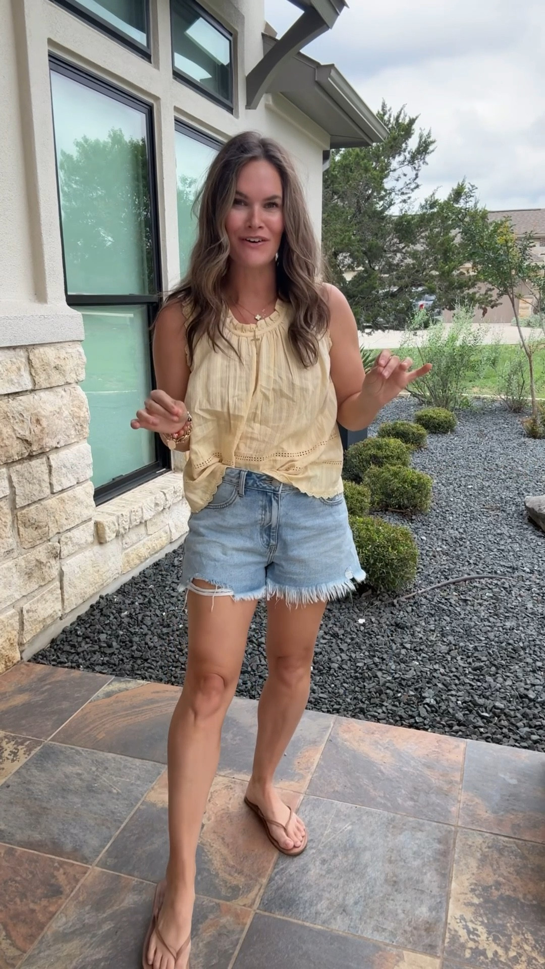 This top looks like Free People and I love that you ca wear a normal bra with it!

#LTKgrwm #LTKootd #LTKmomlife