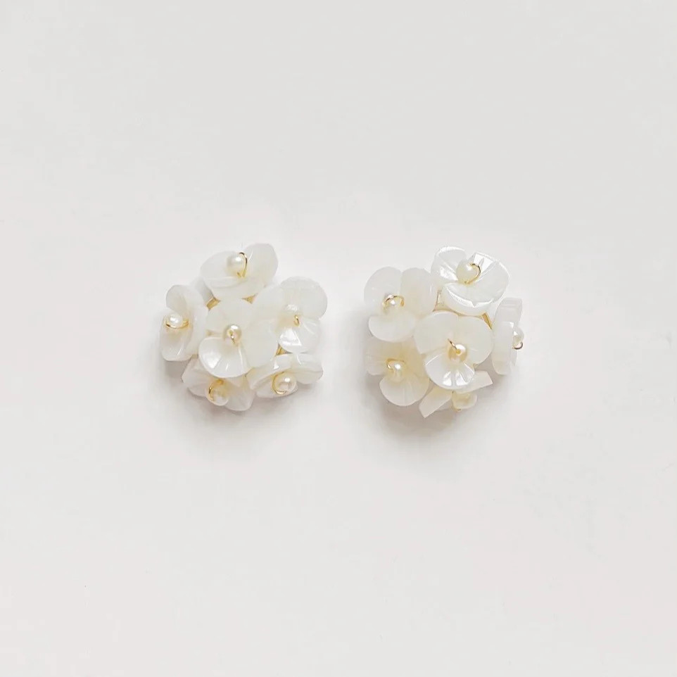 Pearl Bouquet Studs | Vivian Drew
