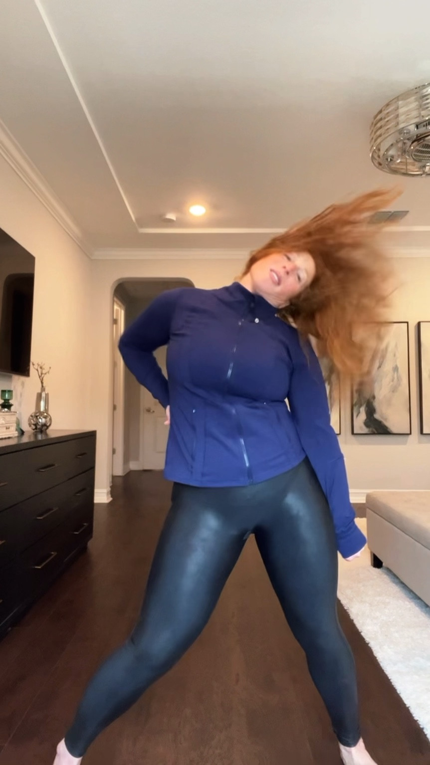 Had to get this jacket in another color! I’m debating the black with the gold zipper now! This jacket + these leggings make me feel so powerful! I can’t explain it!!! Leggings are a petite XL and they are HALF OFF!!!! The jacket is a 10. 

#LTKWatchNow #LTKActive #LTKMidsize