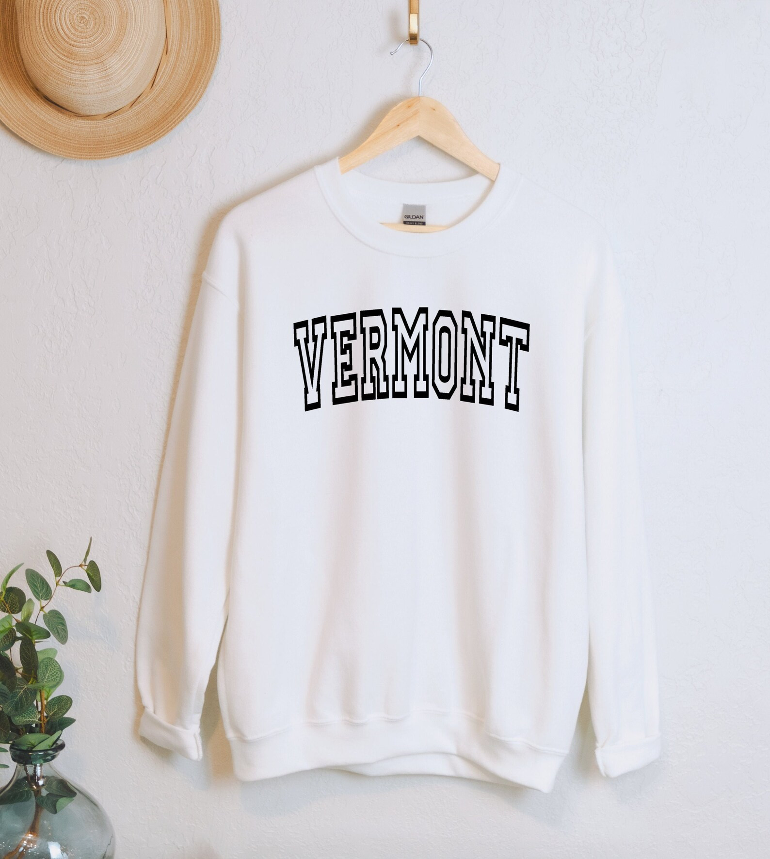 Vermont Unisex Sweatshirt  State Sweatshirt  Varsity | Etsy | Etsy (US)