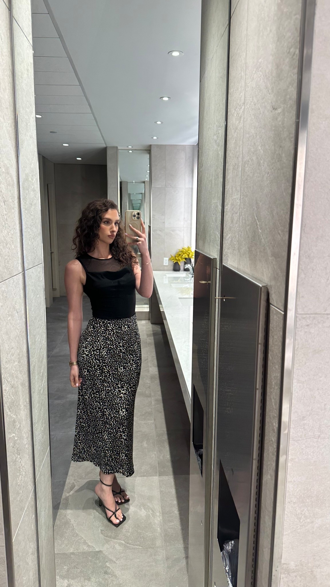 New skirt and top got me feeling like ✨✨✨ 

#LTKFindsUnder100 #LTKWorkwear