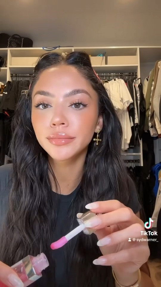 GRWM for girls night 🖤

#LTKbeauty #LTKstyletip #LTKFind