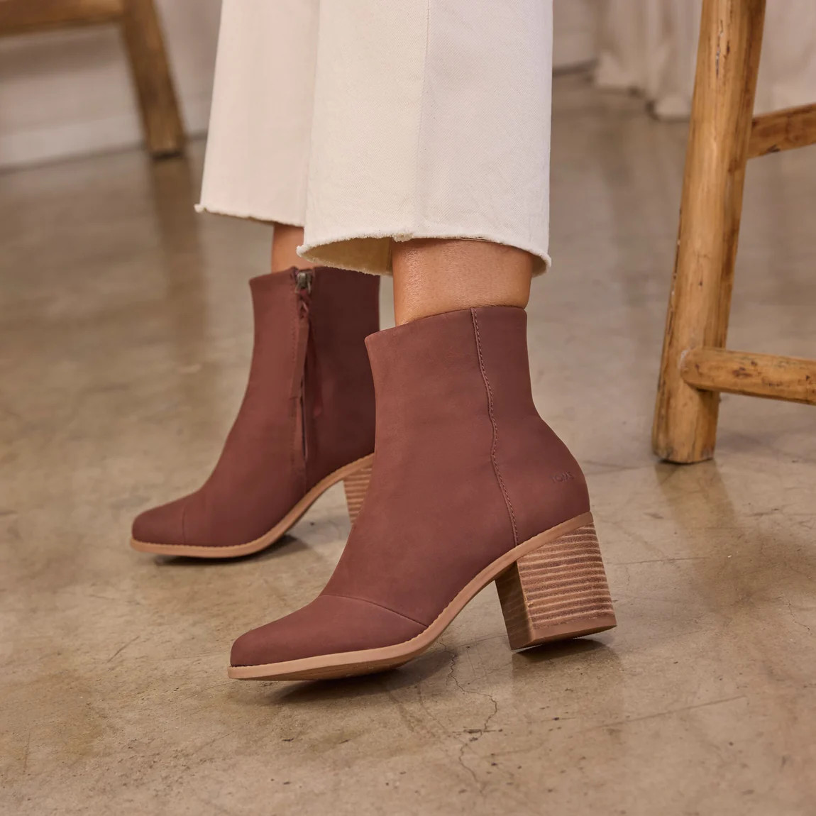 Evelyn Chestnut Leather Heeled Boot | Toms EMEA